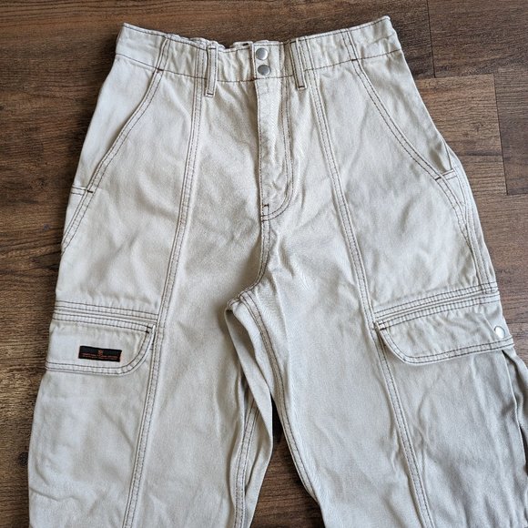 Urban Outfitters BDG RU Slouchy Skate Jean in Biege - Picture 5 of 7